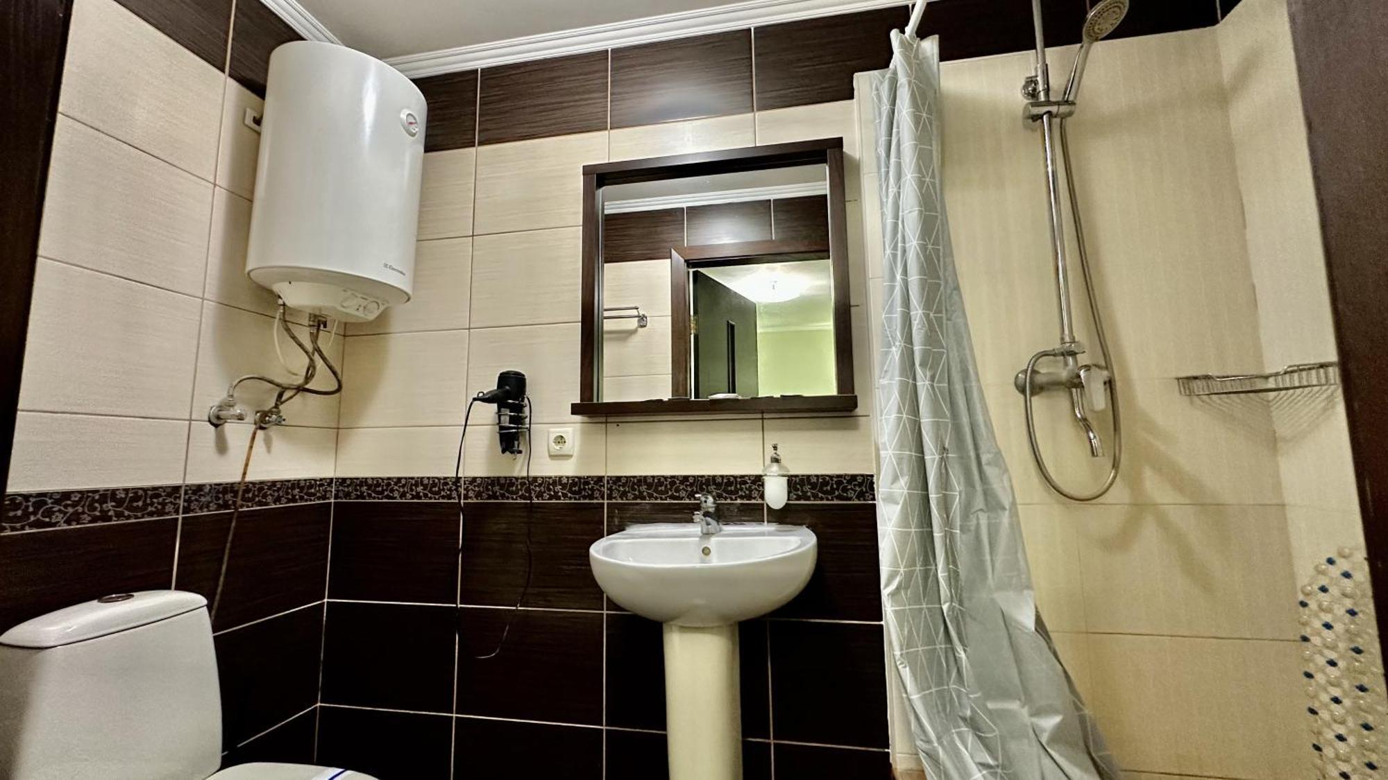 Petrovskyi Brovar Brovary Exteriör bild